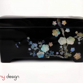 Curved black box with pearl flowers 12*8*H8cm